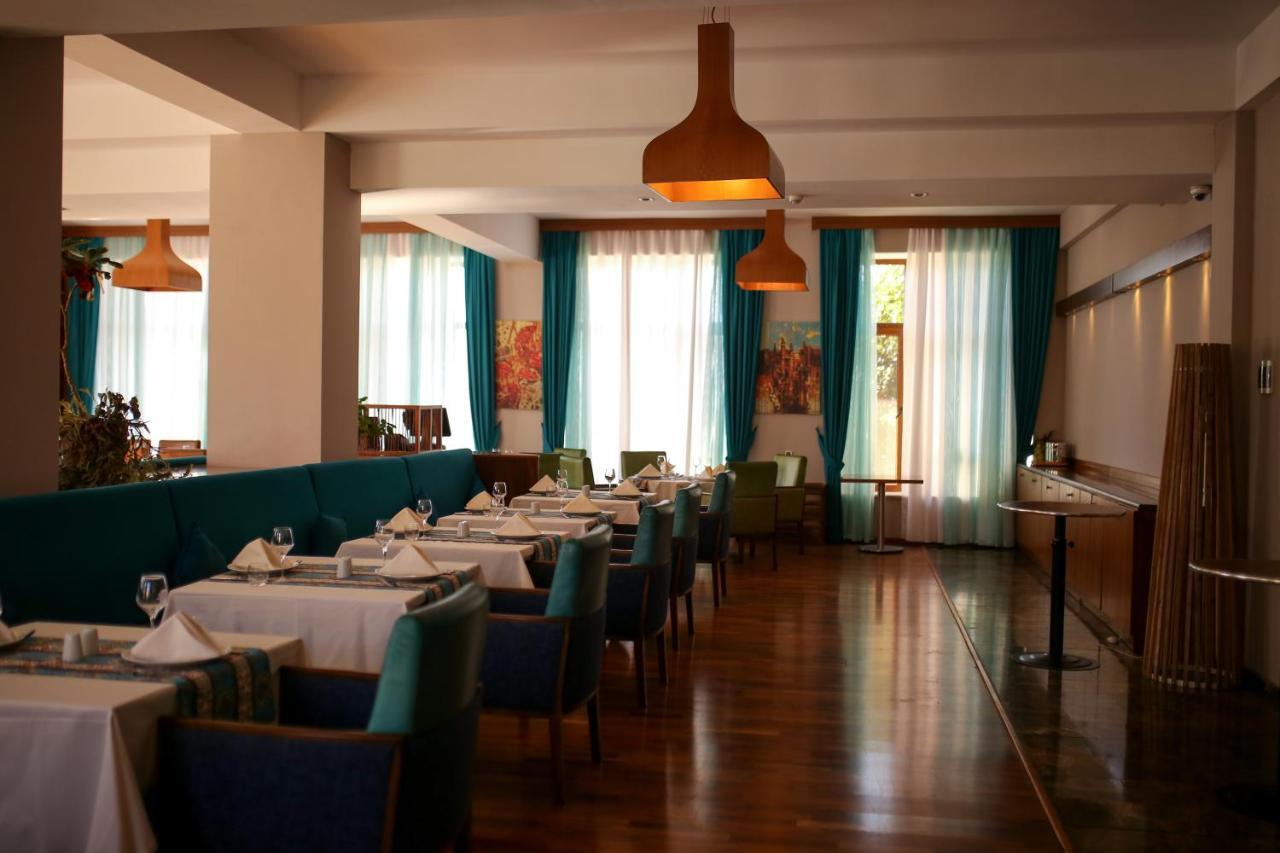 El Resort Hotel Ґах Екстер'єр фото